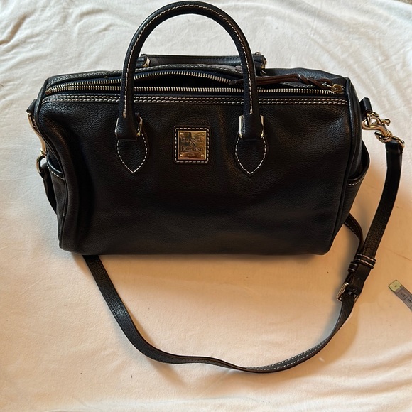 Dooney & Bourke Handbags - Dooney and Bourke Large Satchel/Purse/Shoulder Bag with key chain and dust bag